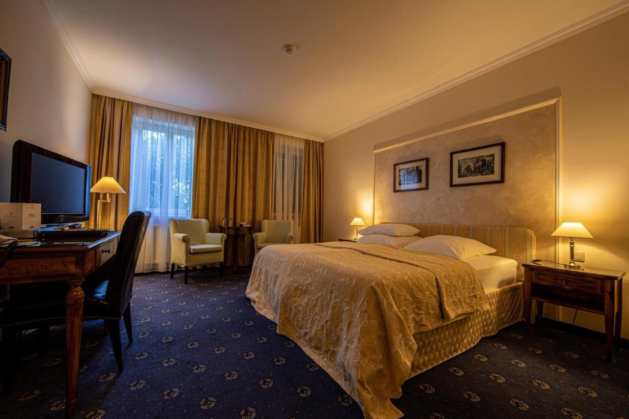 Hotel La Residenza Timisoara Exterior photo